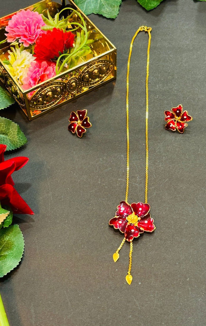 Phool- Gold Plated Necklace Set