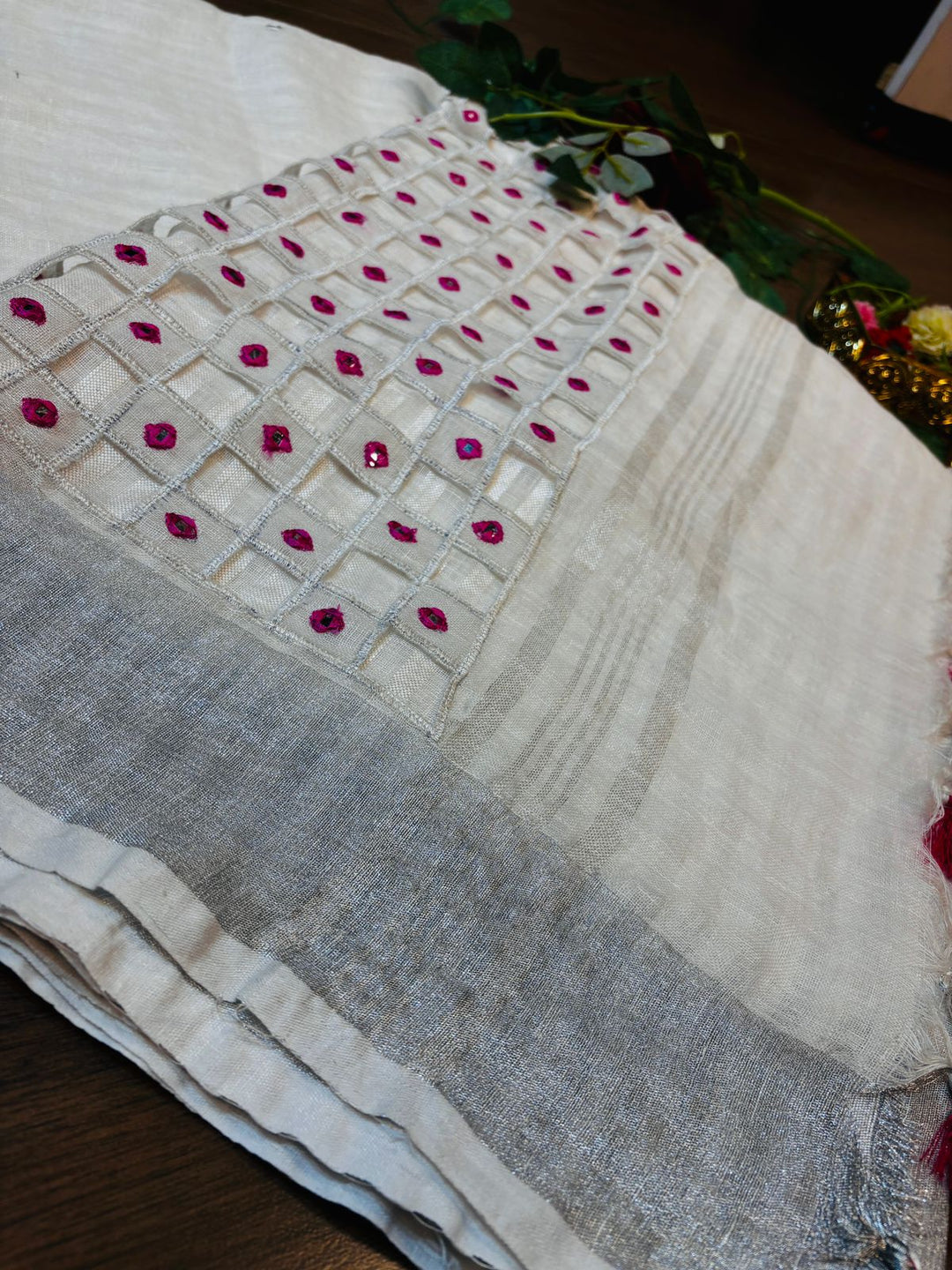 White Air - Pure  Linen Saree with Cut Work