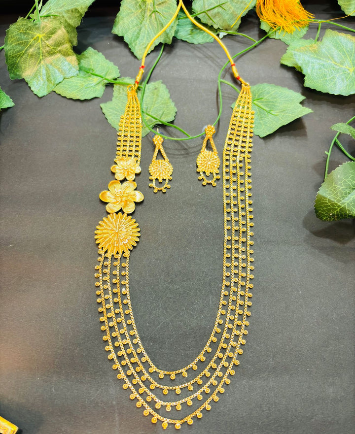 Hiranmayi Gold Plated Lahori Necklace Set