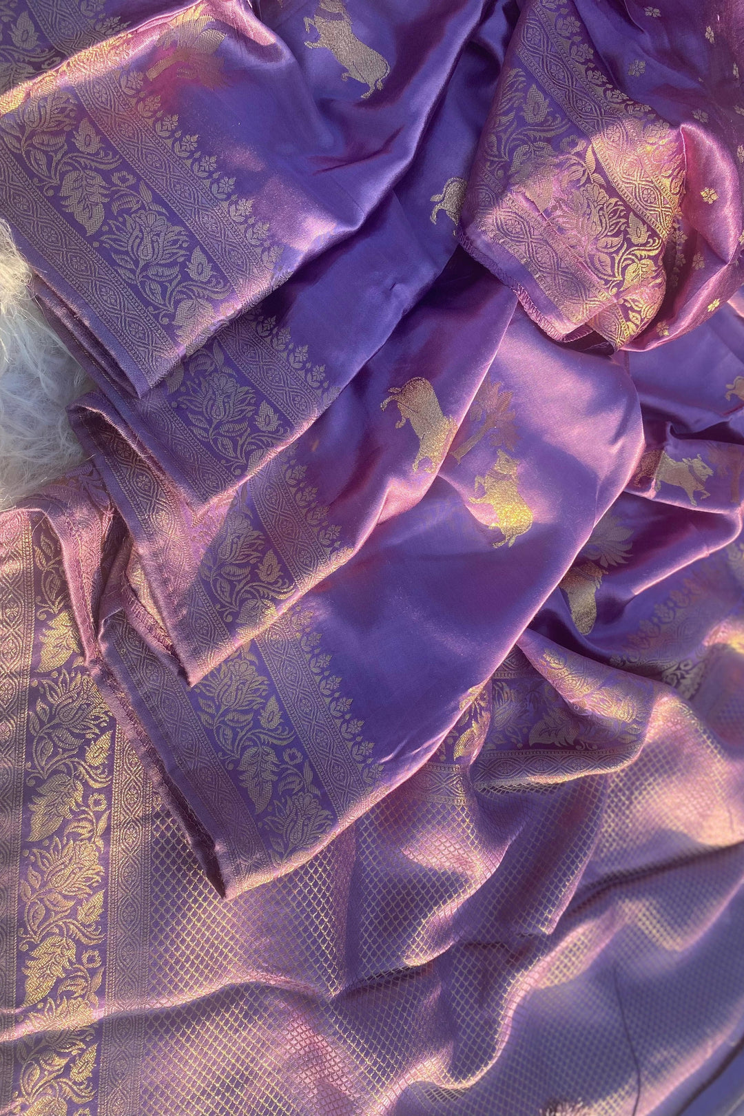 Kamdhenu- A Traditional Story Banarasi Saree