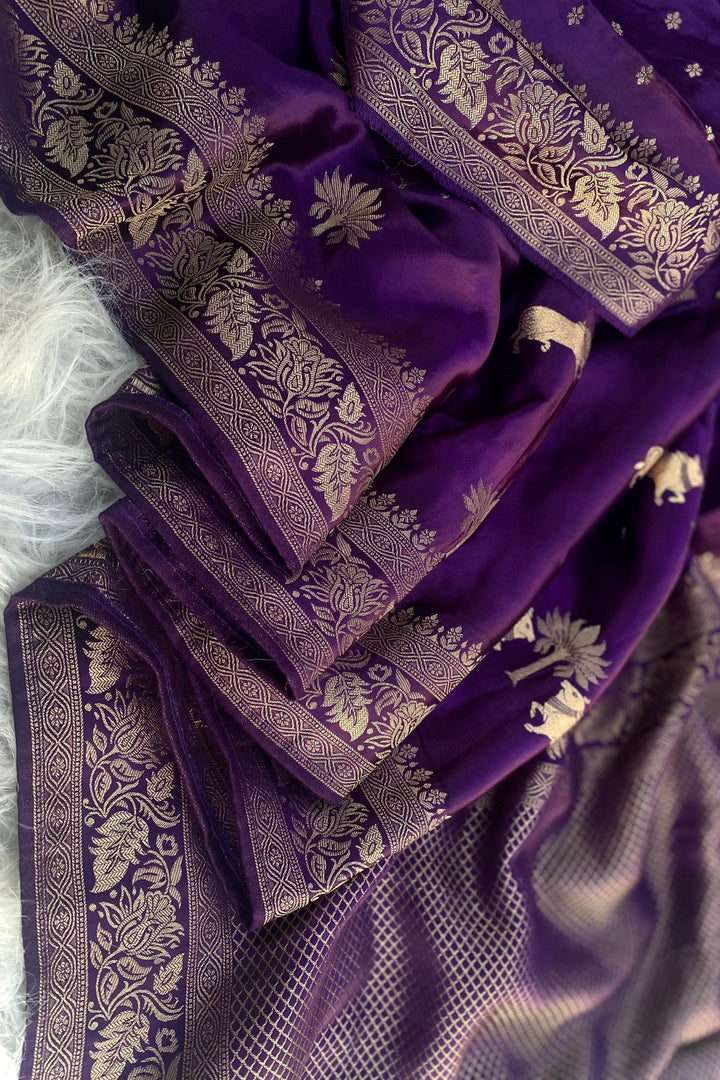 Kamdhenu- A Traditional Story Banarasi Saree