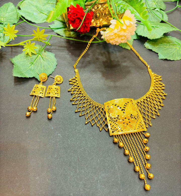 Nabamallika Gold Plated Necklace Set