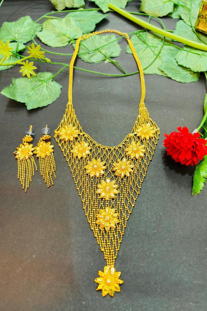 Akashagamini Gold Plated Necklace Set