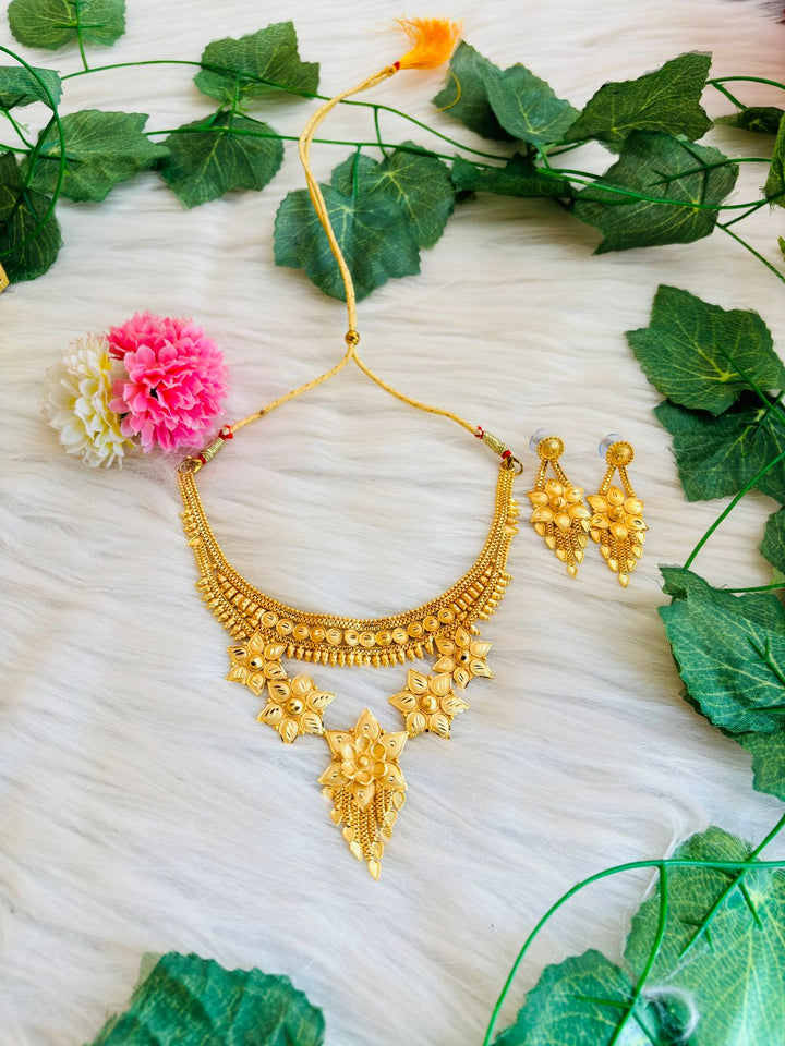 Golden Flower-Plated Necklace set