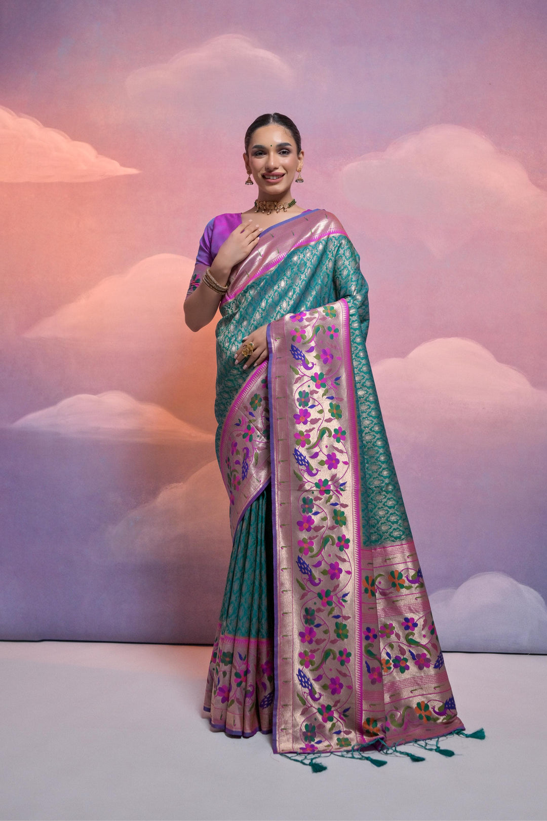 Date With Thoughts Designer Banarasi Paithani Saree