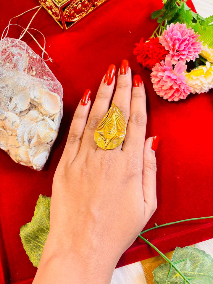 One leaf- Gold Plated Ring