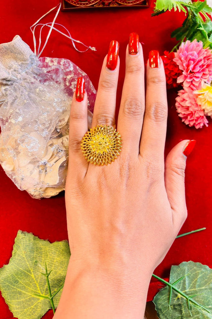 The Bellus- Gold Plated Ring