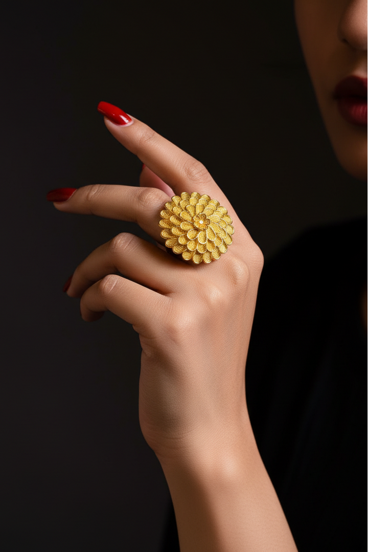 One Round- Gold Plated Ring