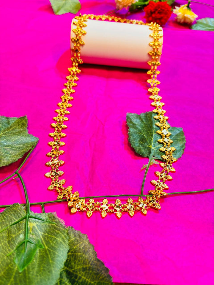 Chandrapriya- Gold Plated Single Chain