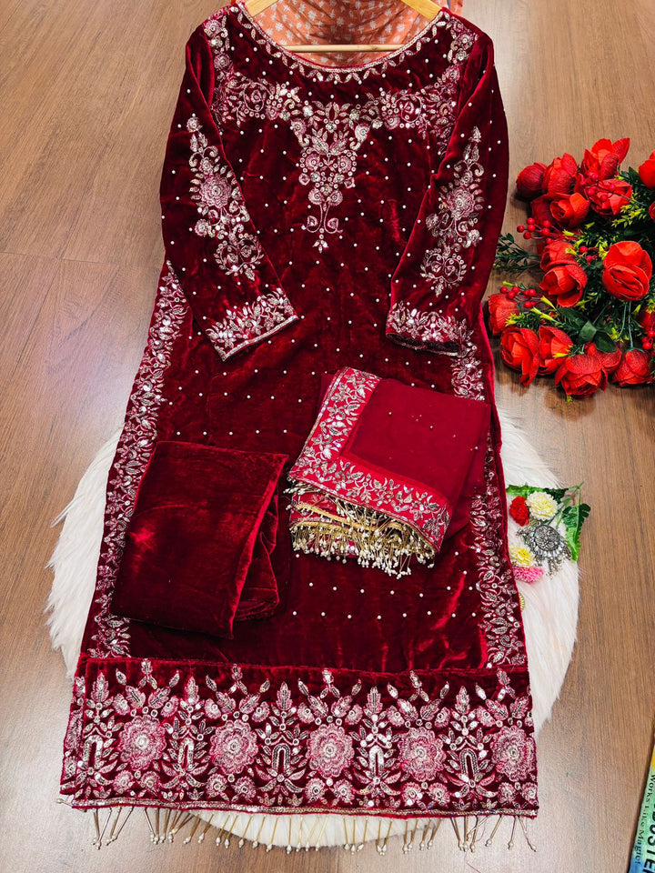 Sangini -Velvet Kurti Set