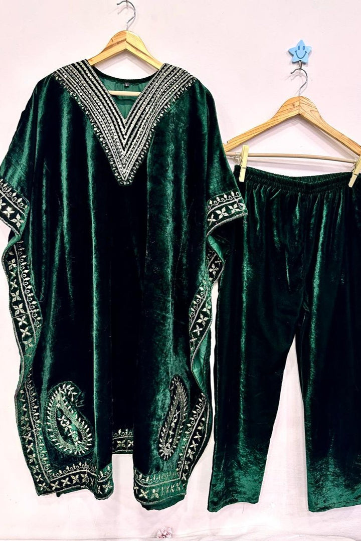 Suteki - A Pretty Velvet Kurti Set