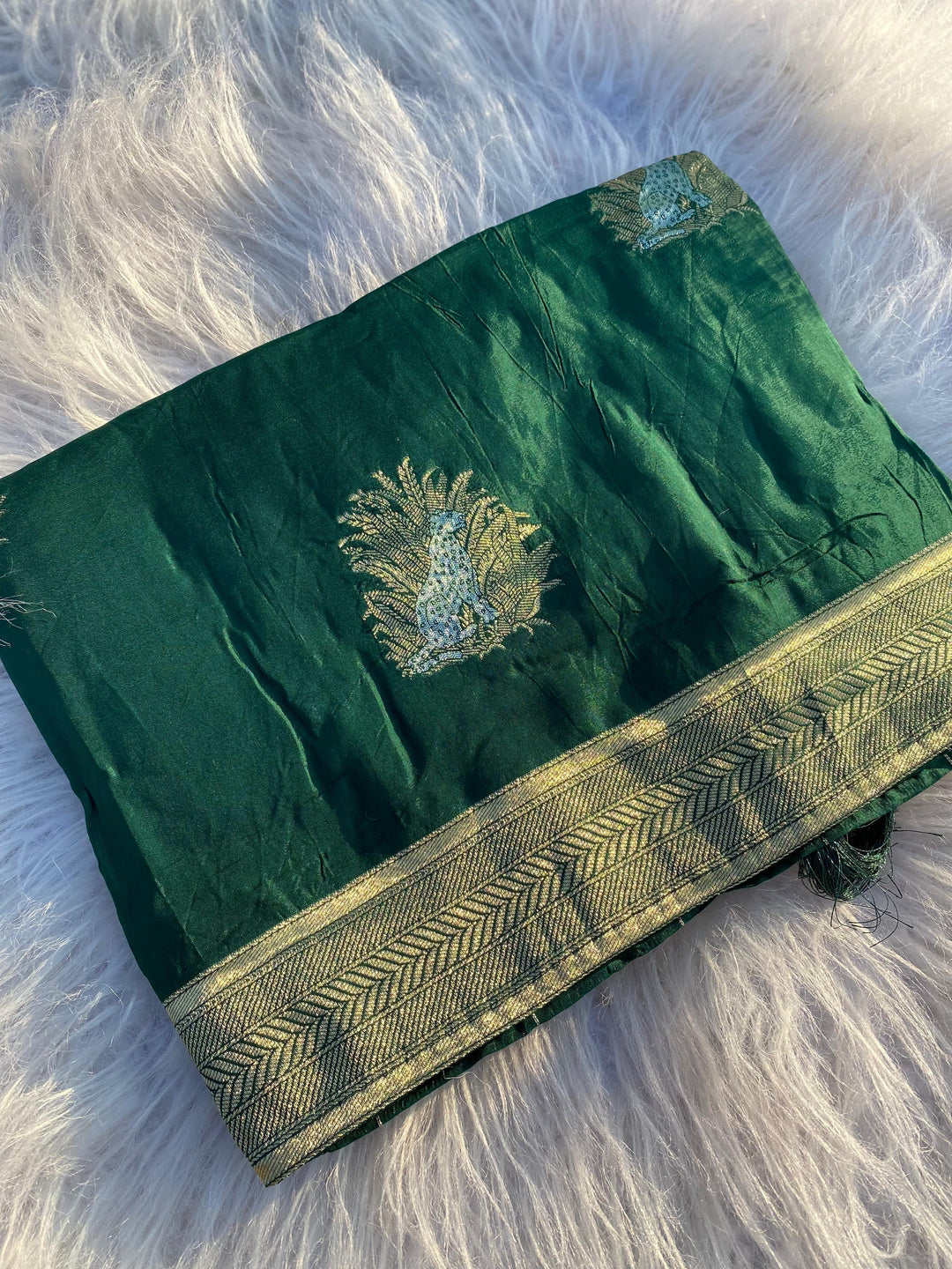 Queen Of Jungle- Mushroo satin silk Saree