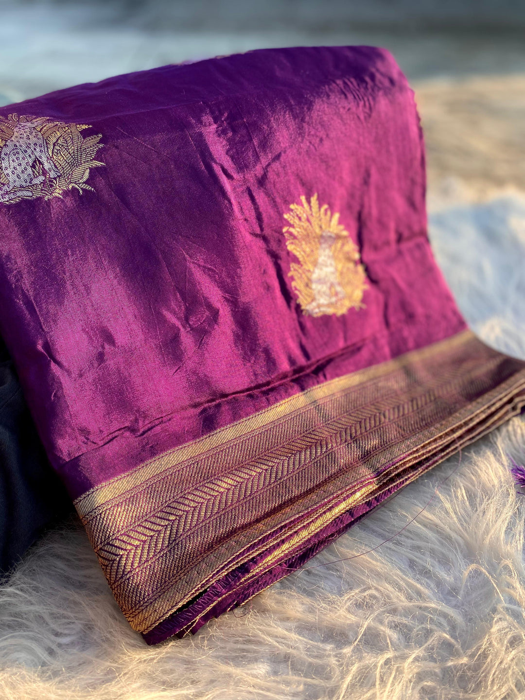 Queen Of Jungle- Mushroo satin silk Saree