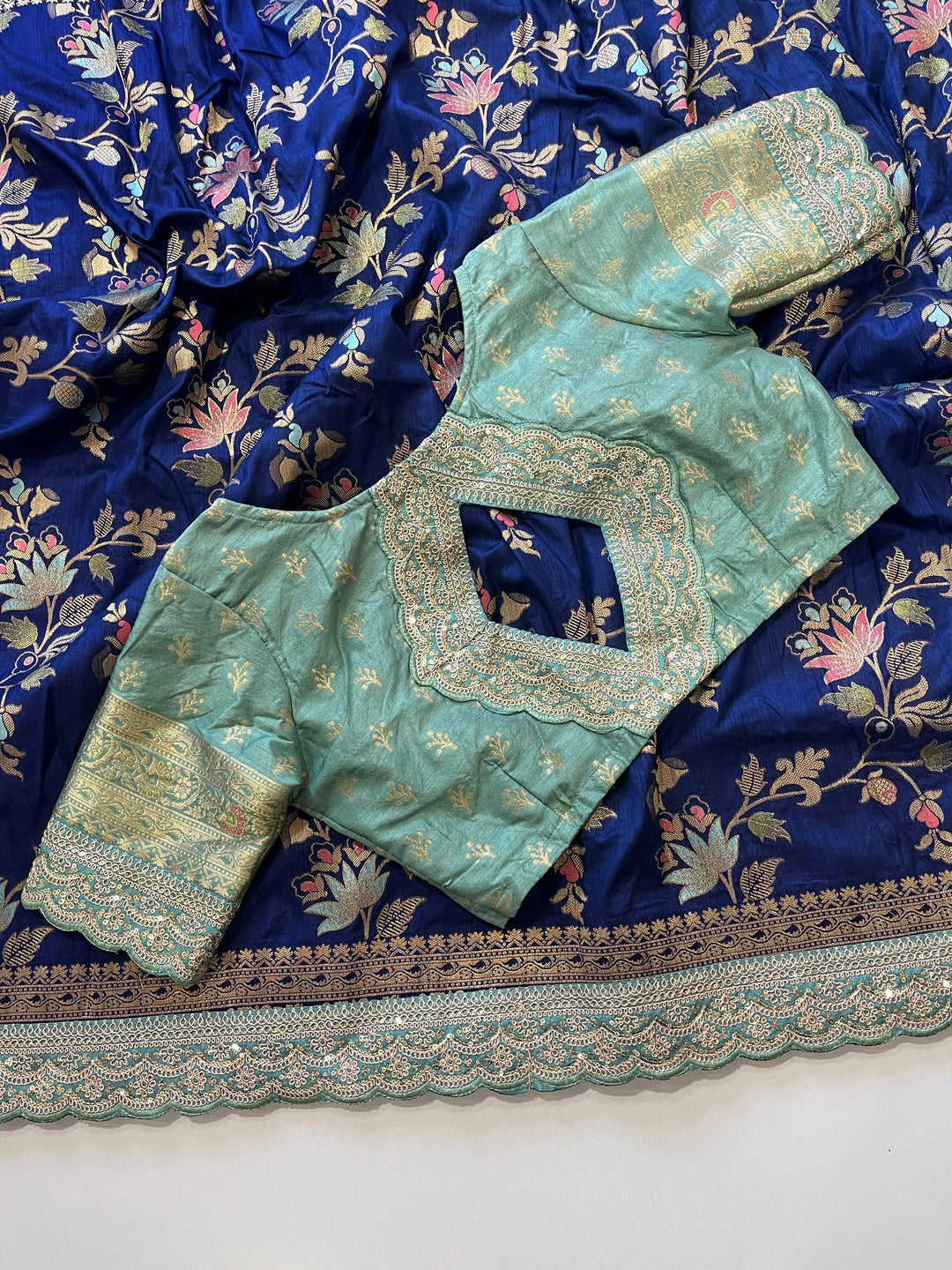 Ready To Go Blouse With Banarasi Saree