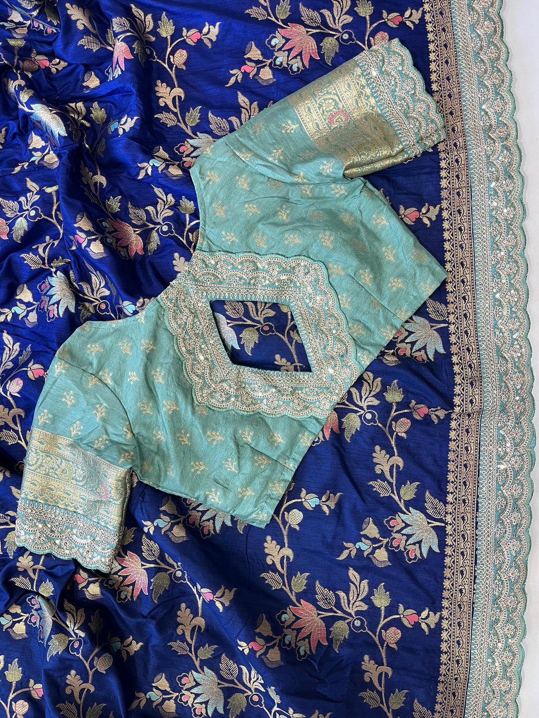 Ready To Go Blouse With Banarasi Saree