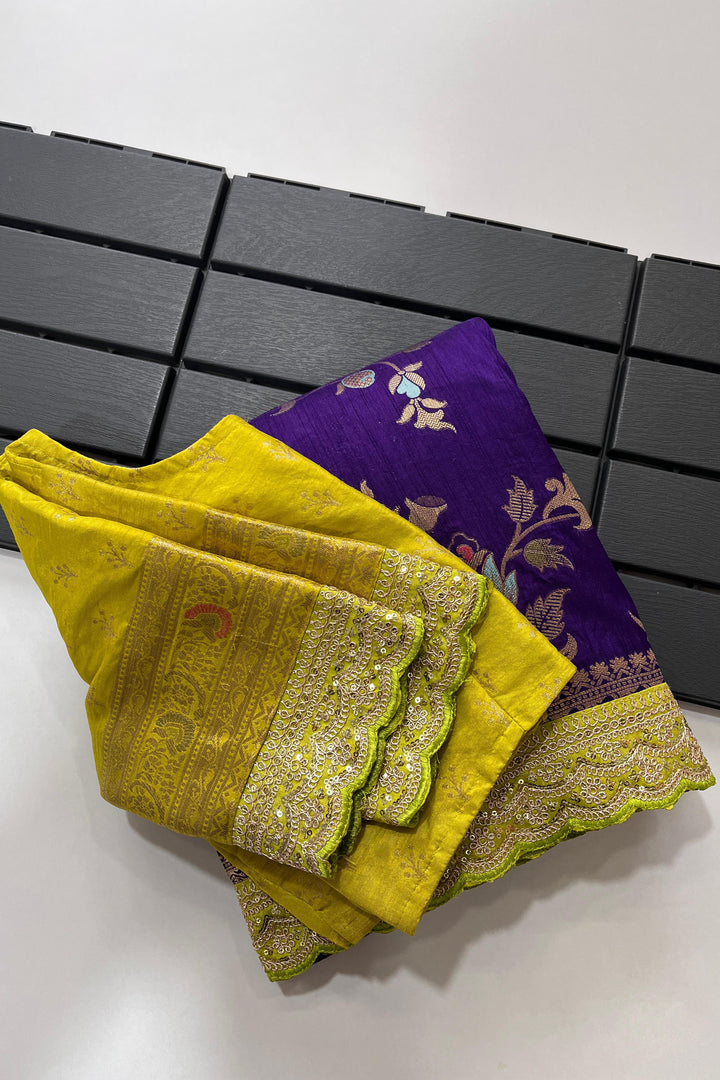 Make Your Presence Felt(Banarasi Silk Saree)