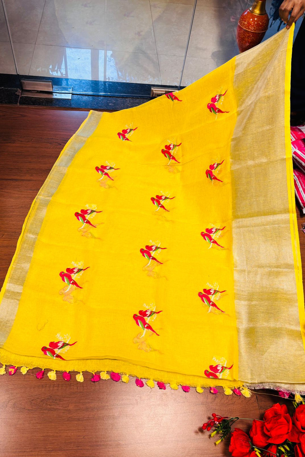 Manasi - Linen Saree