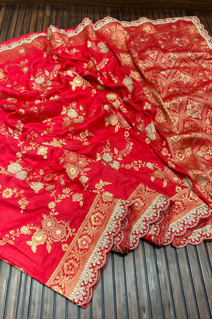 Rush Of Wind Banarasi Dola Silk Saree