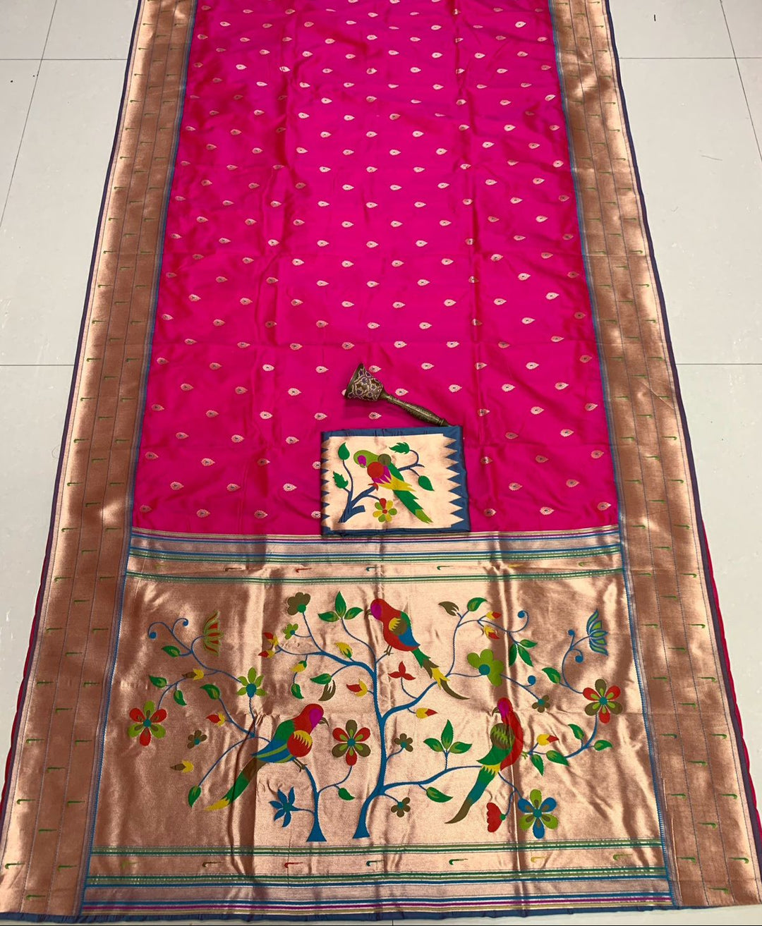 Yogini Kanjivarum Paithani  Rani Pink Silk Saree