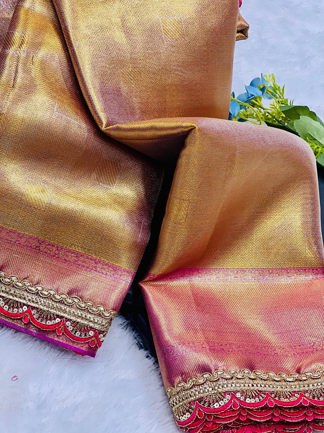 Pratyangira Banarasi Tissue Silk