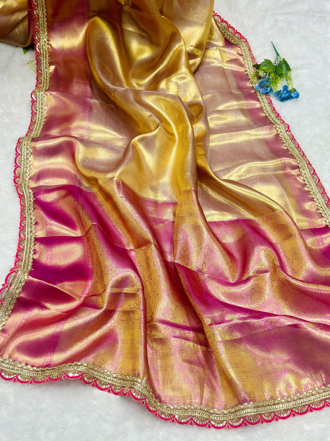 Pratyangira Banarasi Tissue Silk