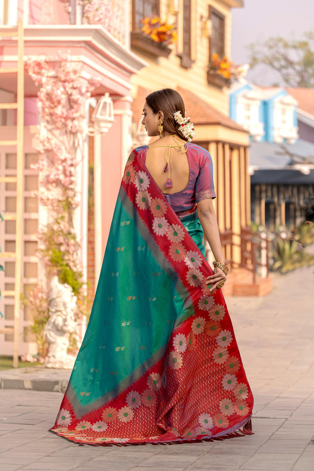 Slaying In Silk Banarasi Silk Saree