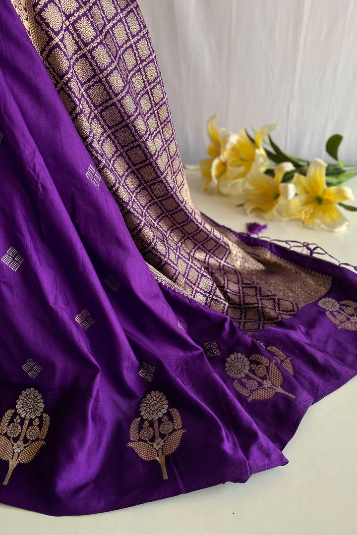 Good Days Banarasi Dola Silk Saree