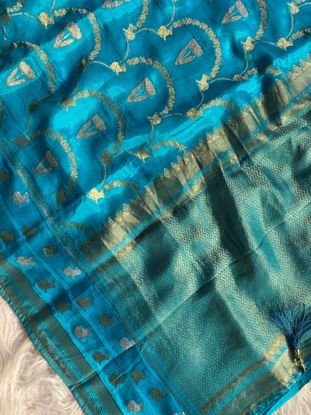 A Single Spark Mushru Satin Silk Saree