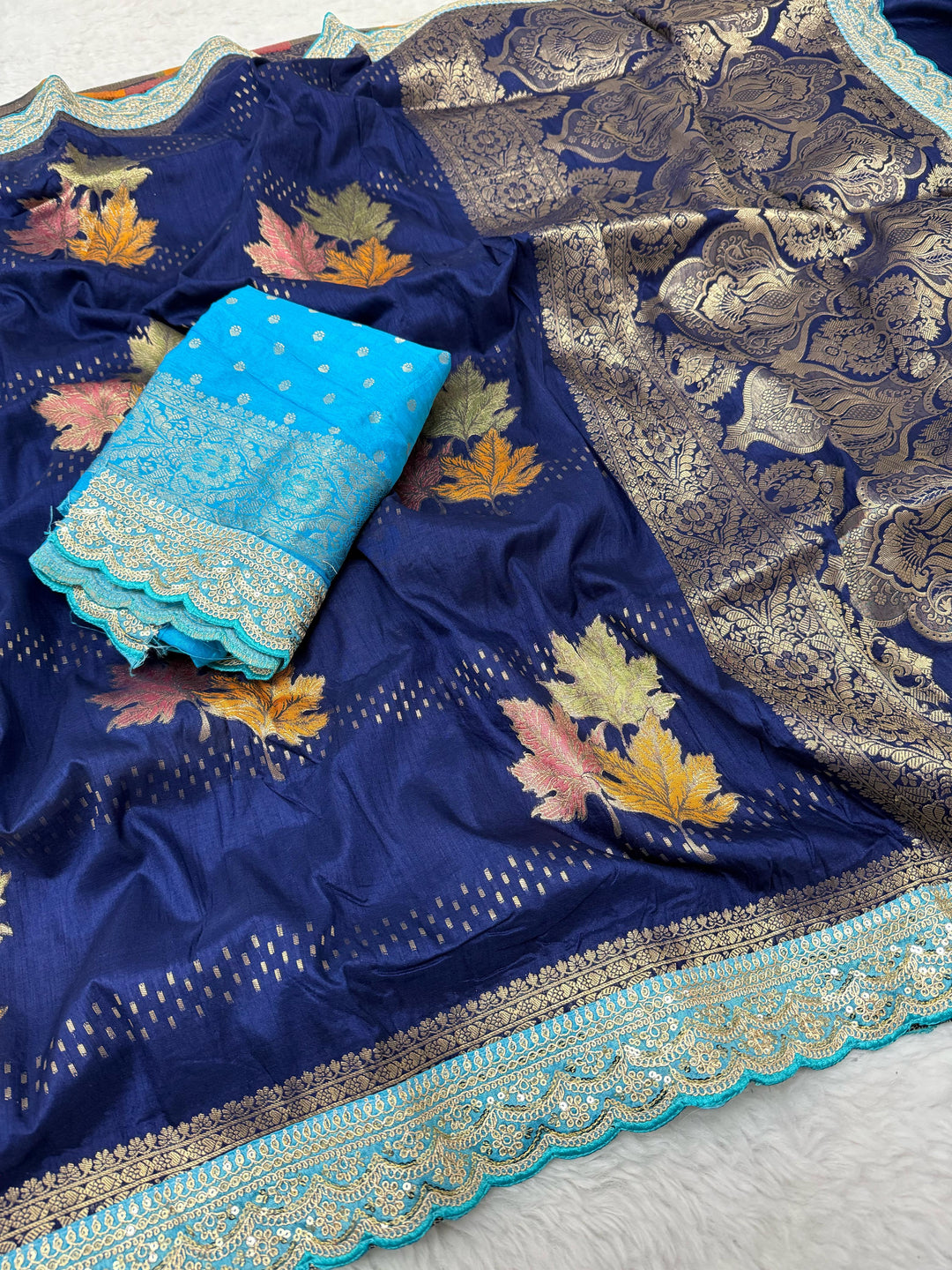 Queens And Kings Banarasi Pattu Saree