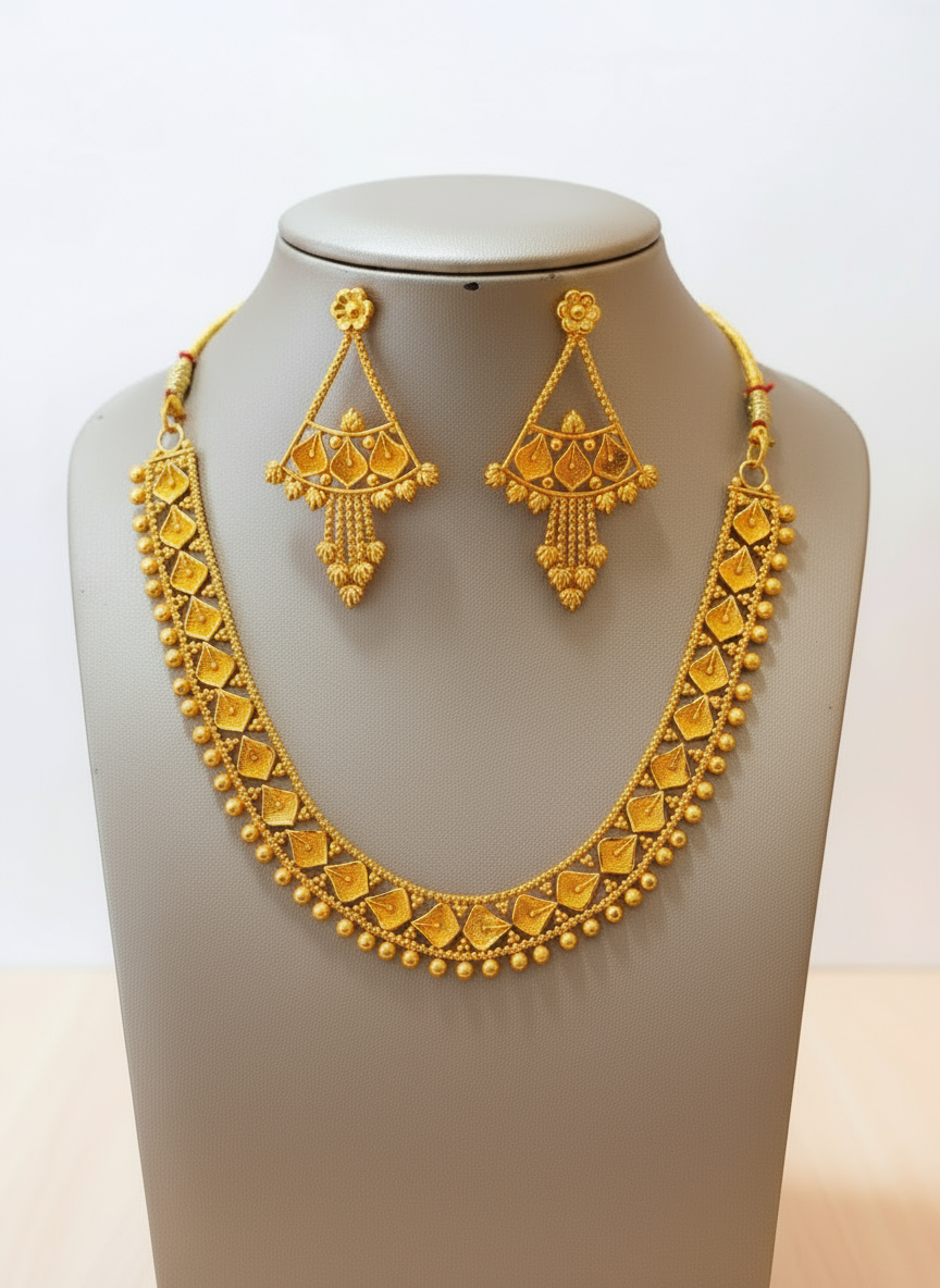 Rivana Gold Plated Necklace Set