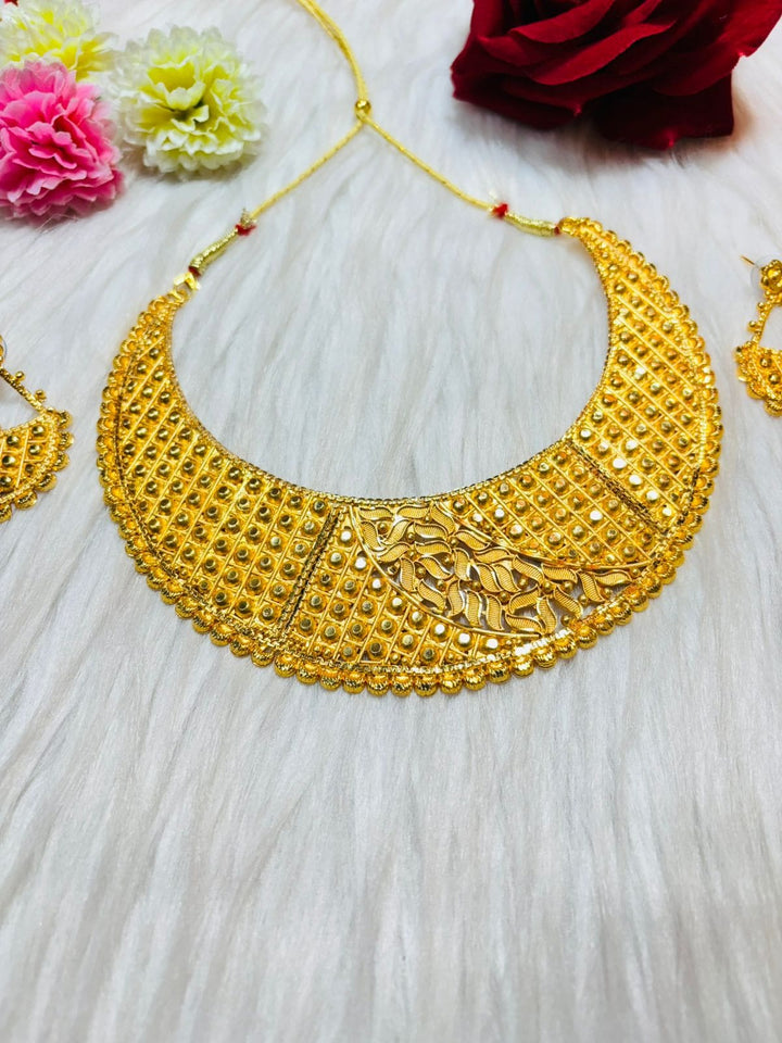 Aurora Gleam - Gold Plated Necklace Set