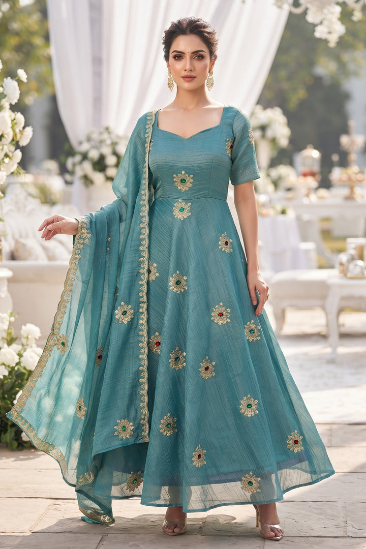 Glowish Glam Gown Set