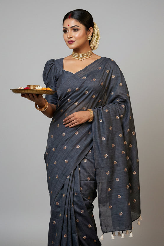 Bengal Shiuli(Jasmine) khadi Saree In Grey