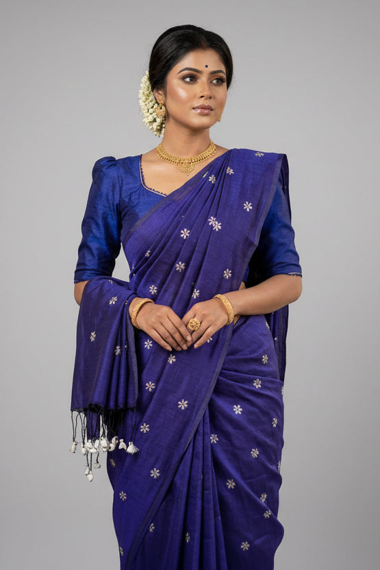 Bengal Shiuli(Jasmine) khadi Saree In Blue