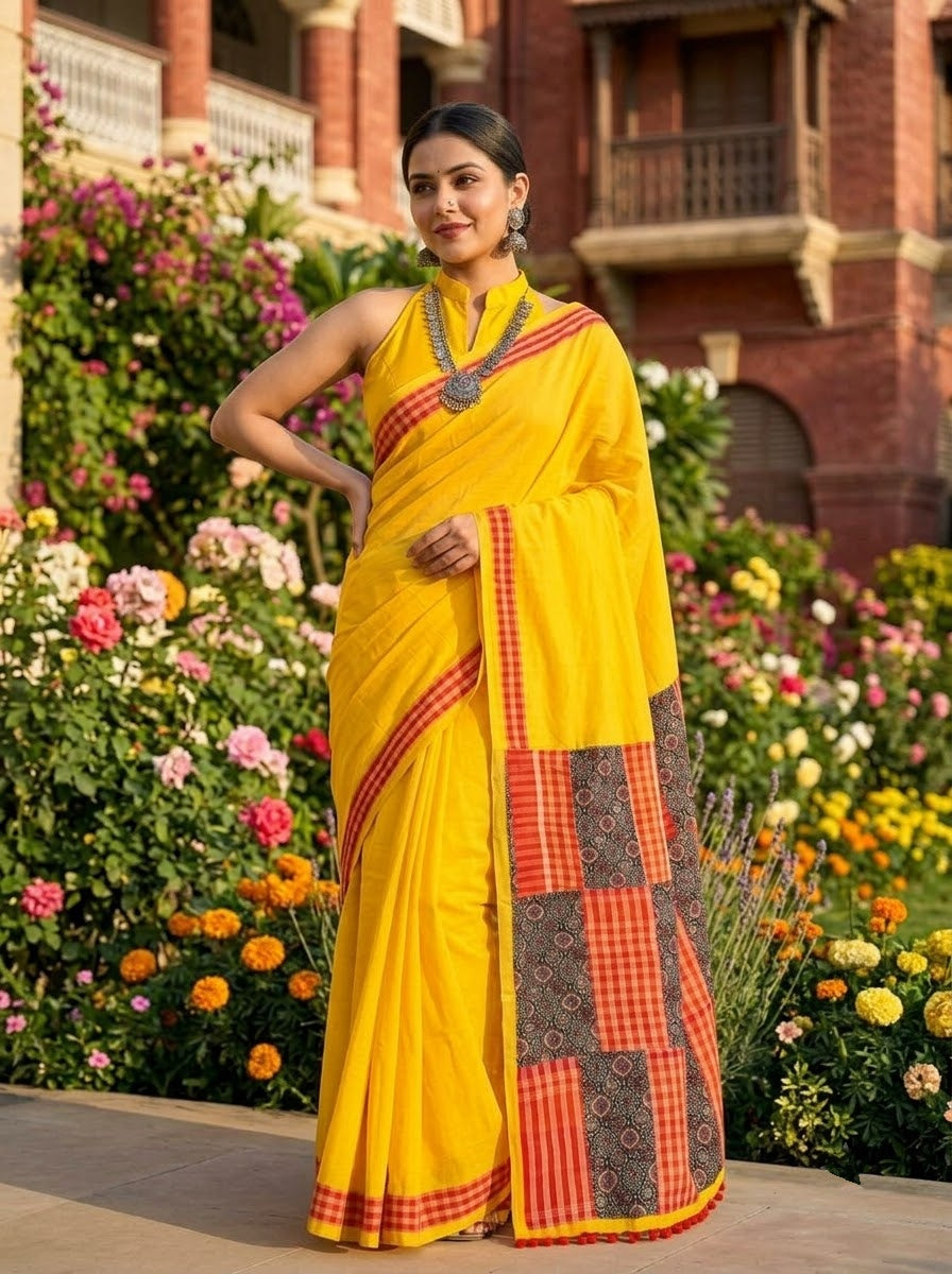 Aruneshi - Cotton Saree With  Gamcha Mismatched pallu