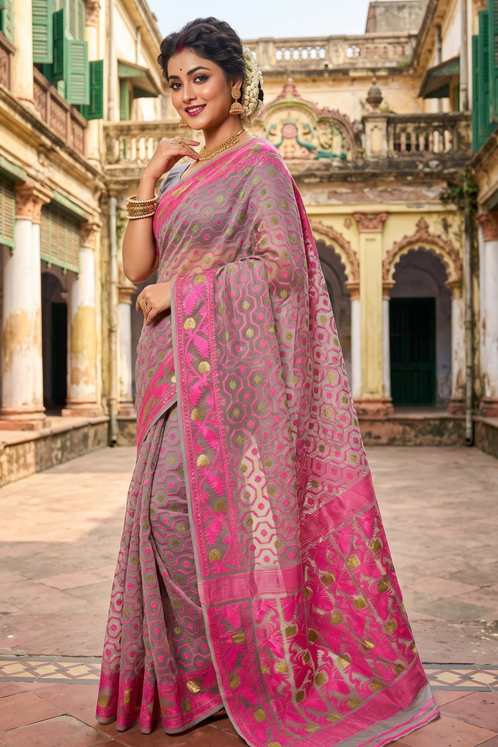 Swarnamayi Jamdani Saree