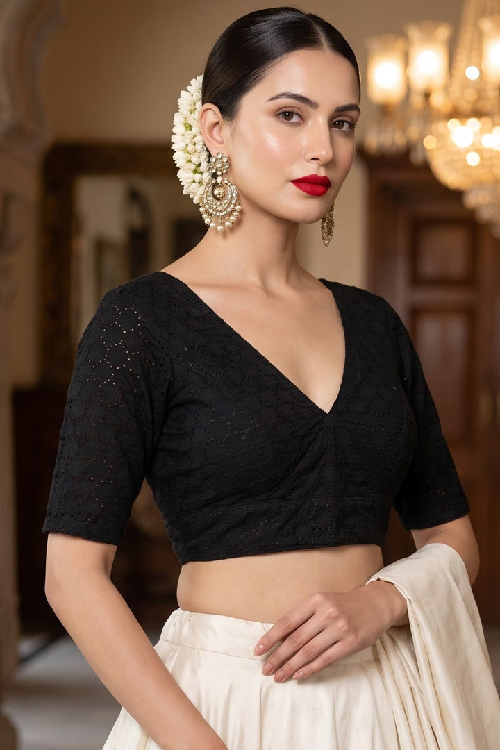 The Jewel Of Elegance Hakoba Blouse