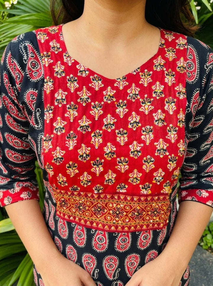 Paisley Poetry Pure Cotton Kurti Set