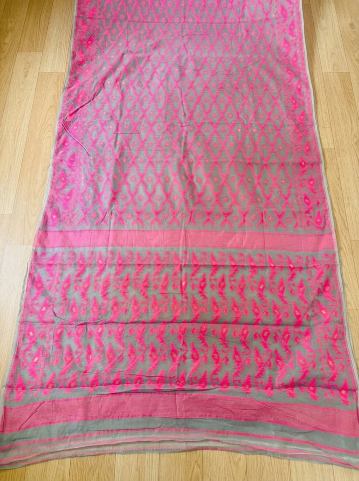 Neel Komol ( নীল কমল )Bengal Jamdani Saree (Pink-Grey)