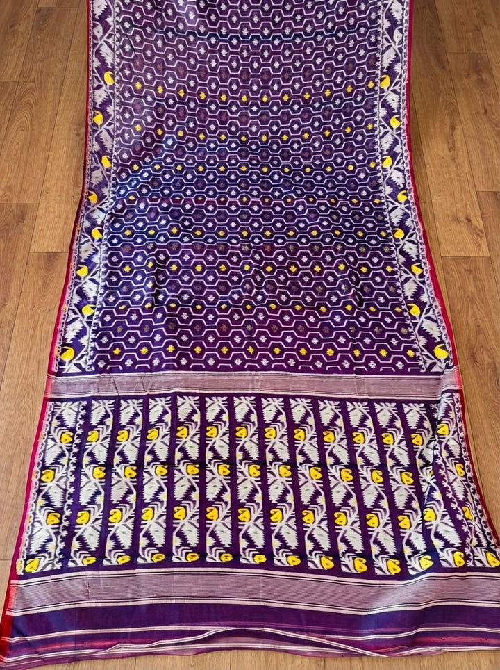 Swarnamayi Jamdani Saree