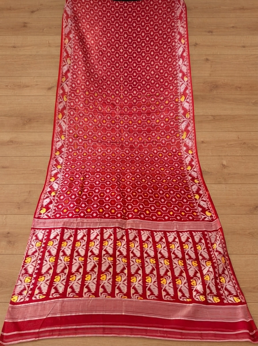 Swarnamayi Jamdani Saree