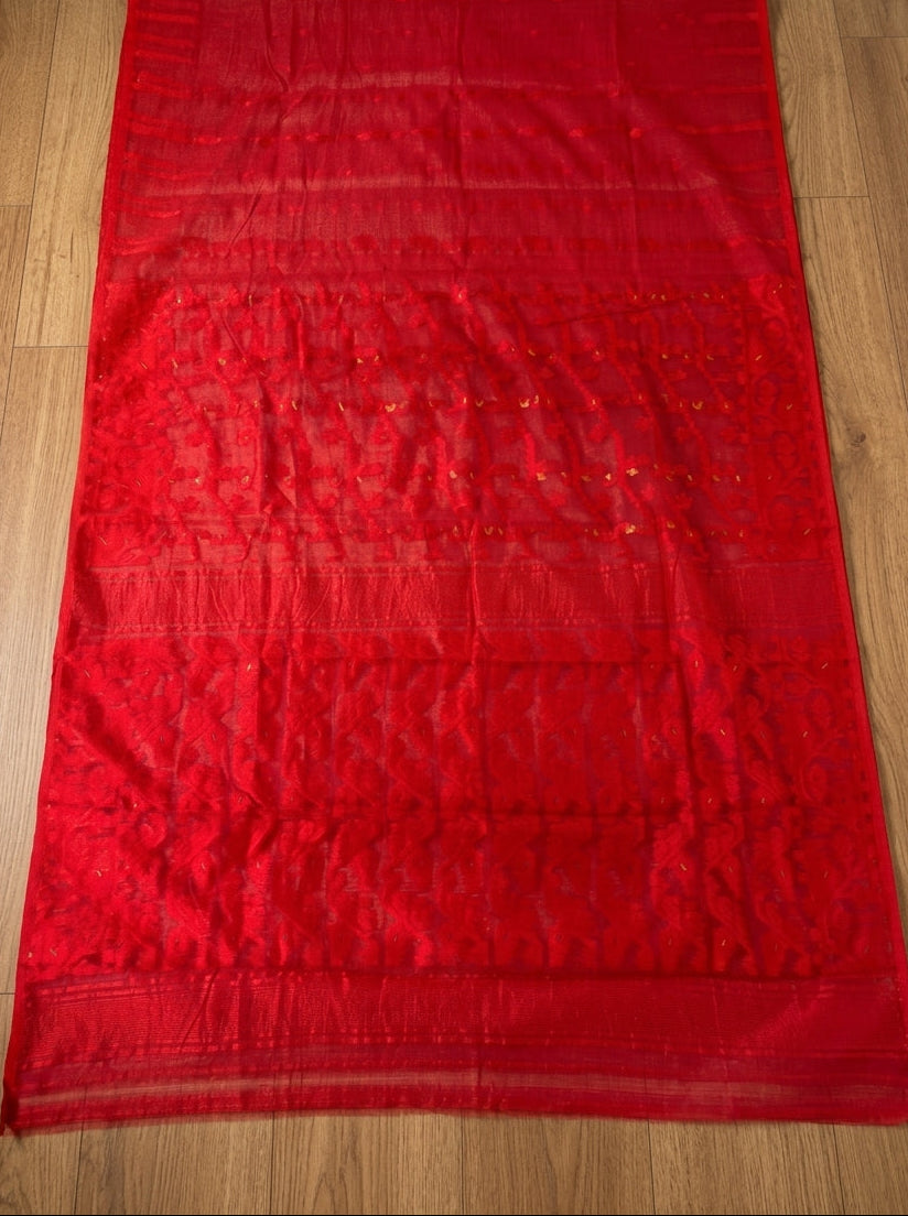 Moner Alo-Bengal Jamdani Saree (Red)