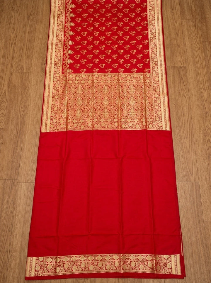 Queen's Legacy Banarasi Semi Katan Silk Saree