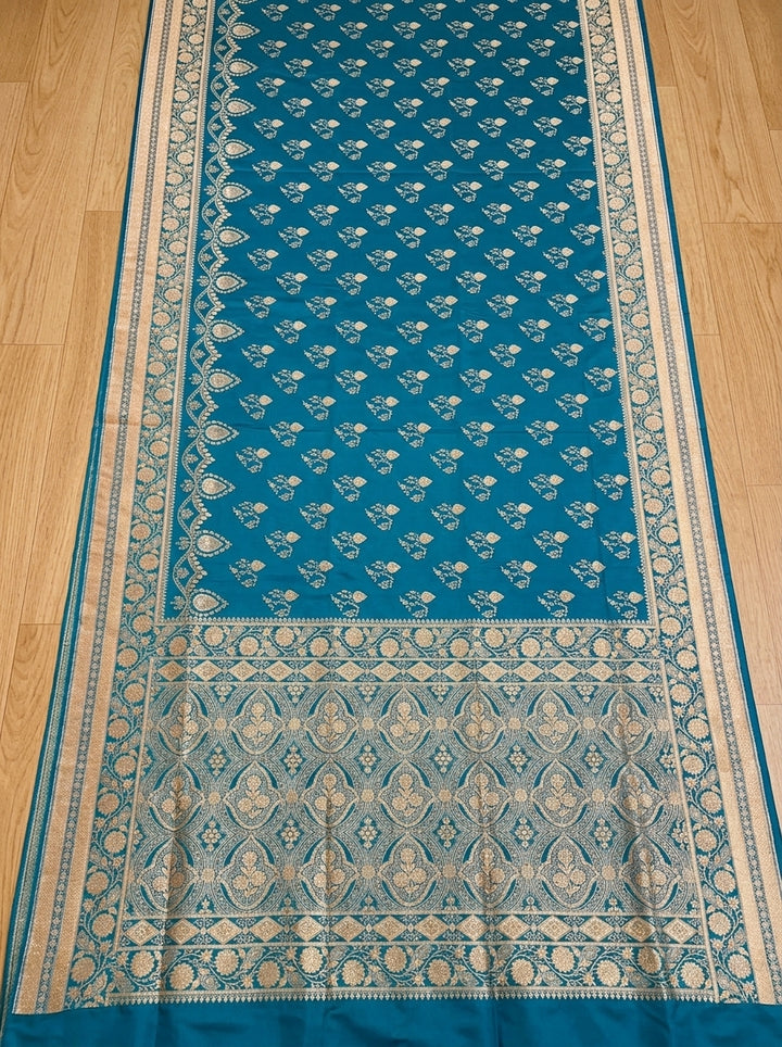 Queen's Legacy Banarasi Semi Katan Silk Saree