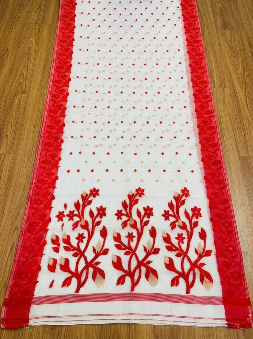 Aparajita Bengal Jamdani Saree