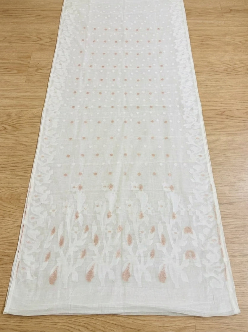 Aparajita Bengal Jamdani Saree