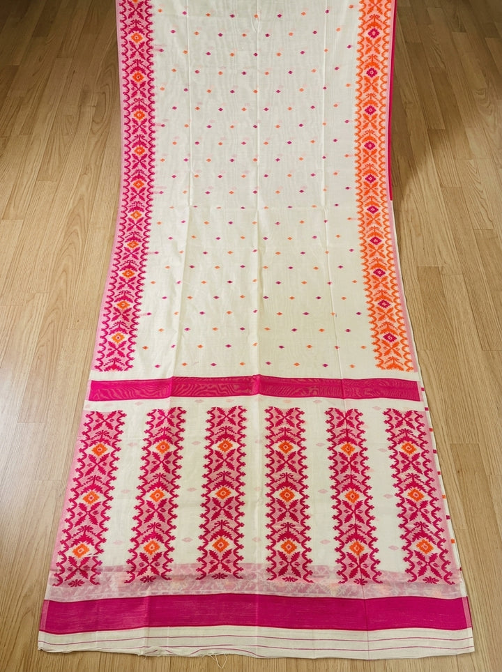 Nakshabithi Semi Tussar Silk Saree