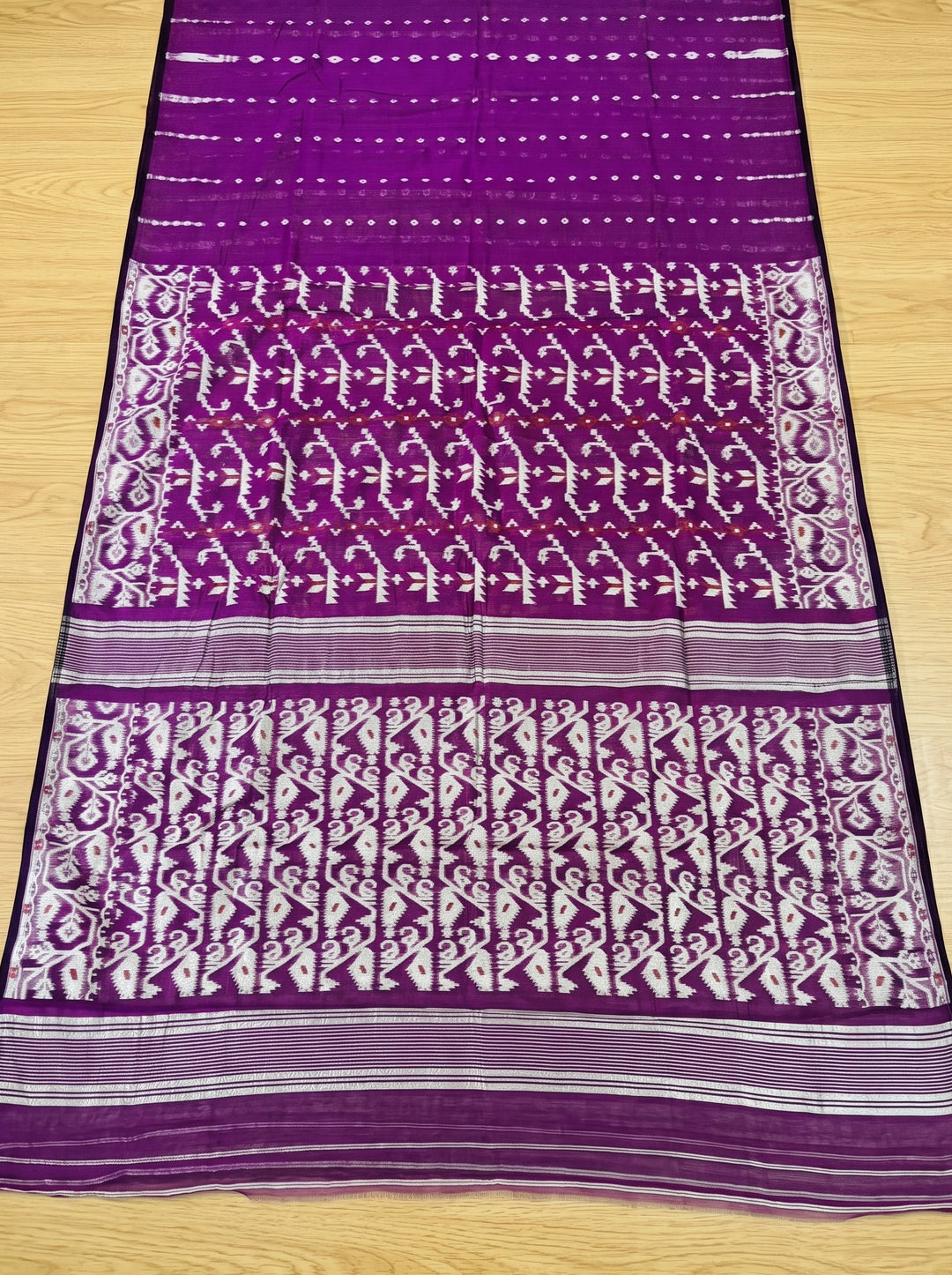 Shatarupa Bengal Jamdani Saree(Purple,Black Border)