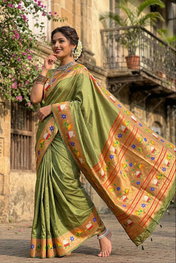 Mumbai Mood Sarees(Paithani Silk)