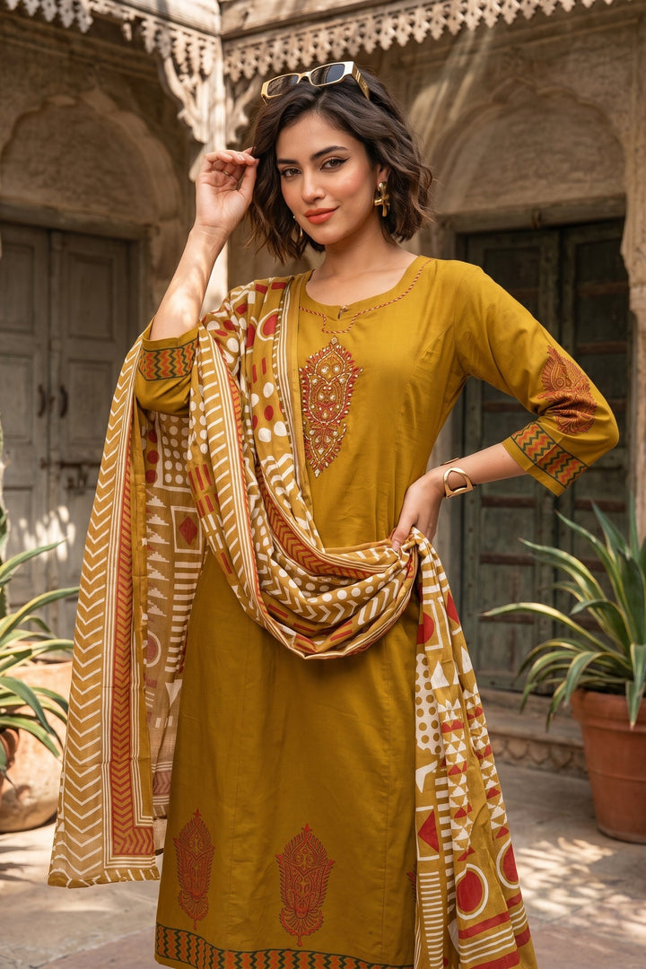 Glow Season Drop Cotton Kurti Set